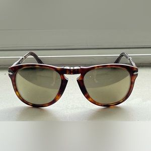 Persol sunglasses 714 Steve McQueen. Gold polarized lenses